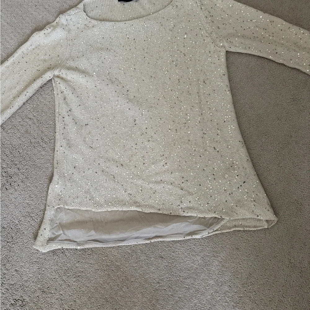 Elegant Cream Sweater with Sequins - Picture 2 of 4